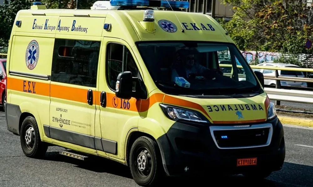Σοβαρό τροχαίο με εγκλωβισμό στην Κρήτη-Αγοράκι 2 ετών μεταξύ των τραυματιών (Εικόνες)
